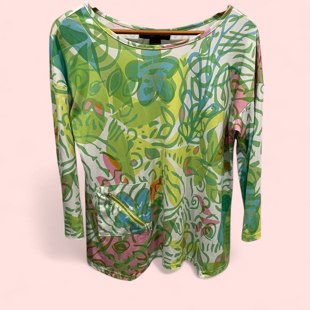Cute tropical 90s pastel jungle swirl zipper pocket zig zag hem jersey top
